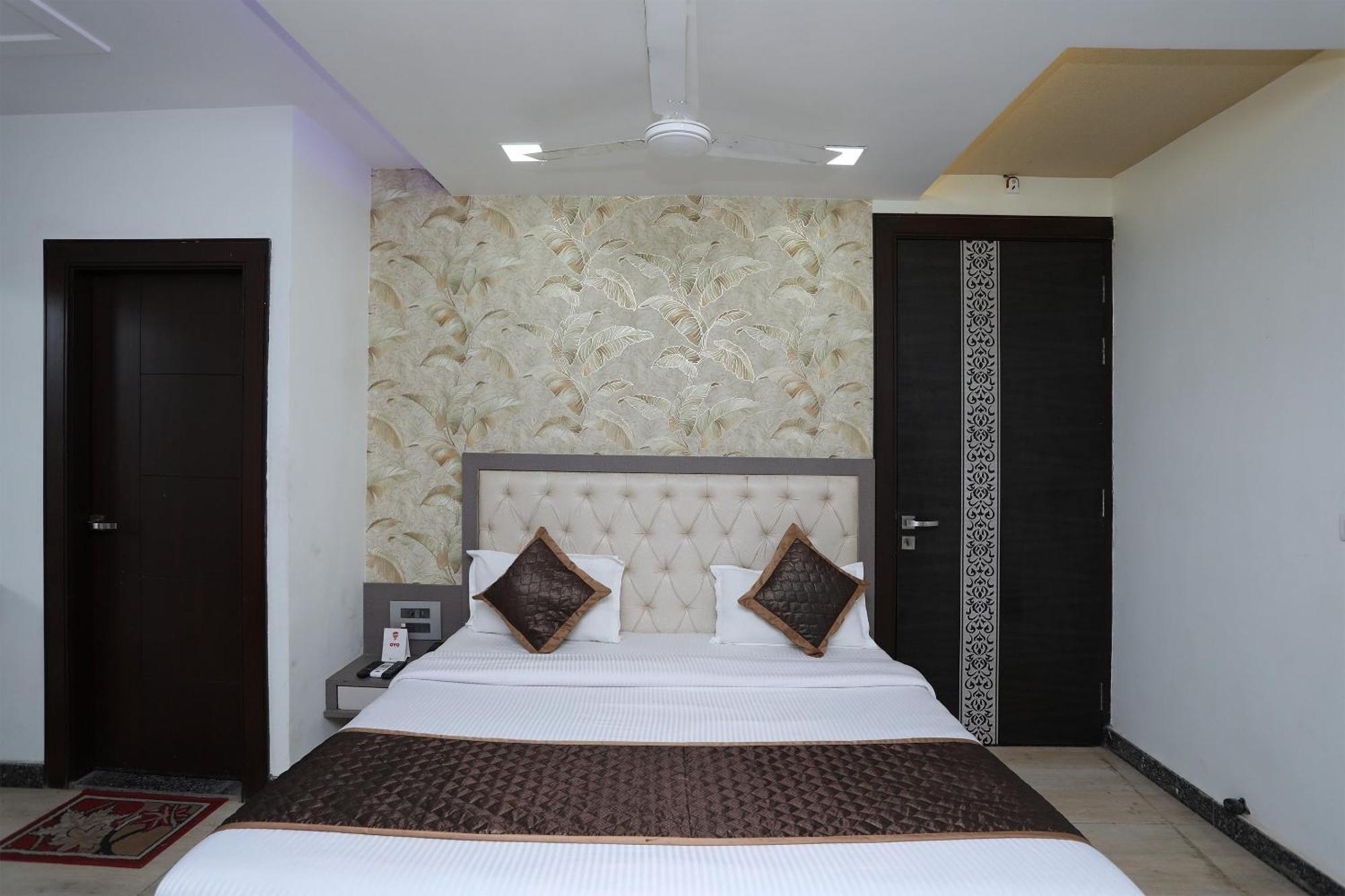 Oyo Hotel Vaishnavi Heritage Inn آغْرا المظهر الخارجي الصورة