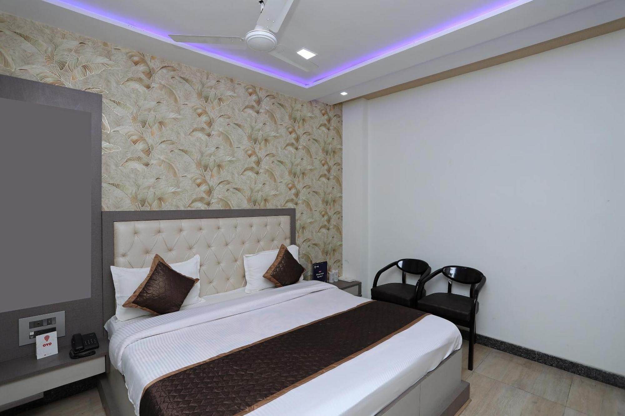 Oyo Hotel Vaishnavi Heritage Inn آغْرا المظهر الخارجي الصورة